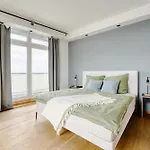 Urban Loft - 180 Skyline Balkon - 2 Sz - Hbf
