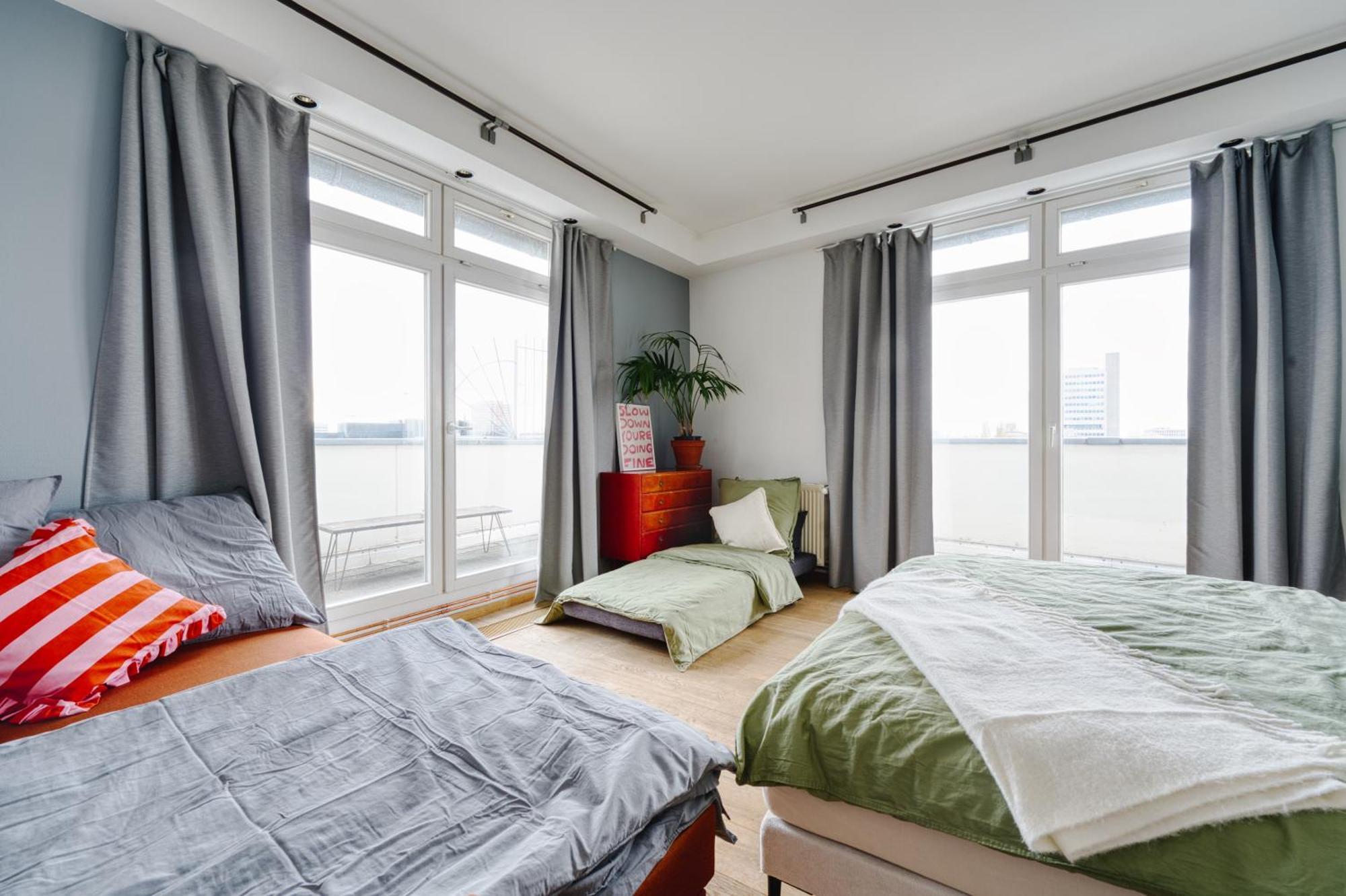 Urban Loft - 180 Skyline Balkon - 2 Sz - Hbf Berlijn